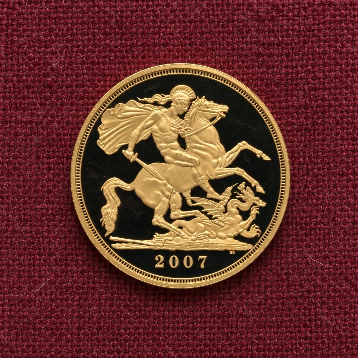 The St George and the dragon reverse of a 2007 proof Double Sovereign coin